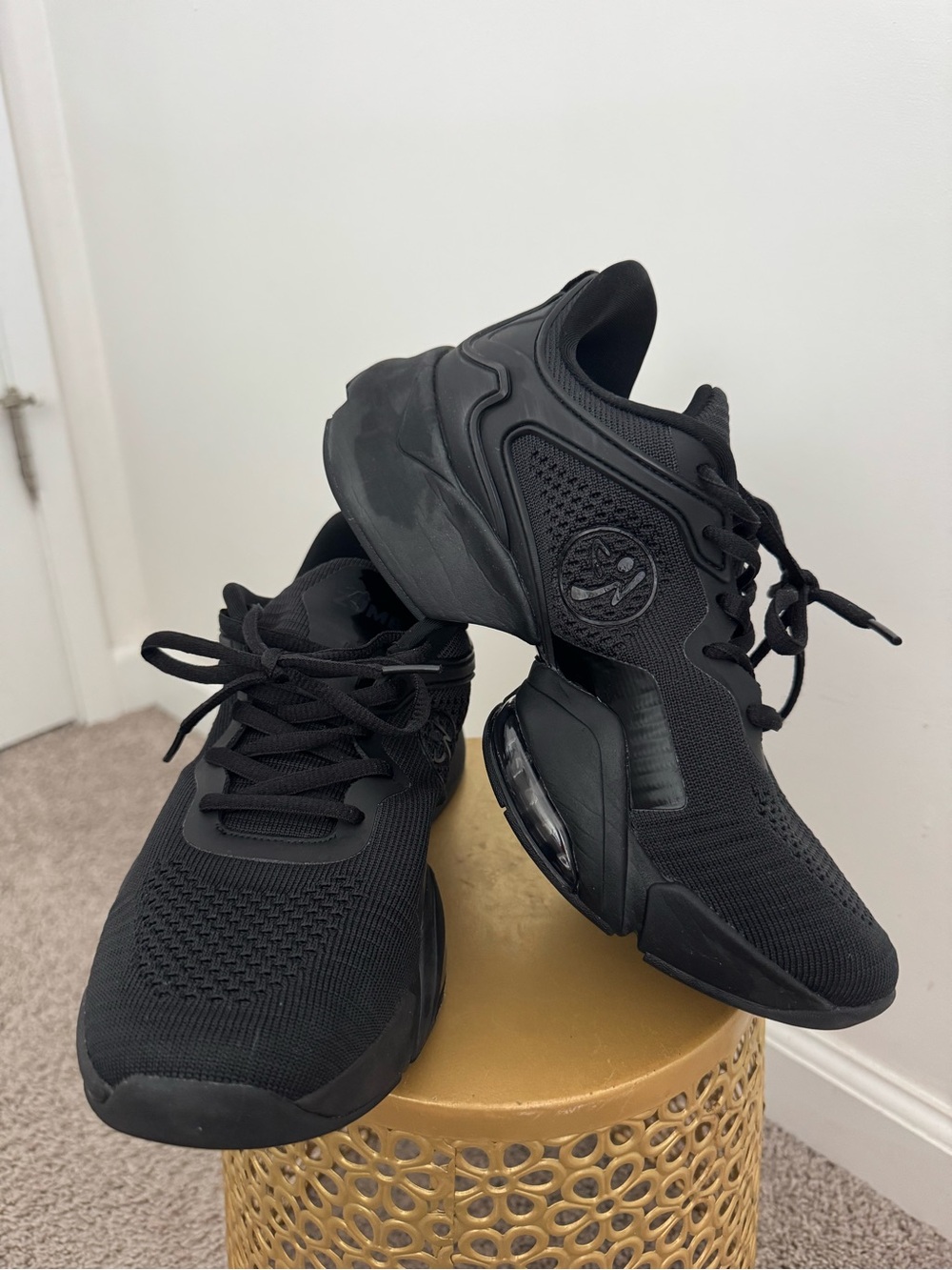 Zumba Fitness Sleek Black Air Stomp Dance Sneakers